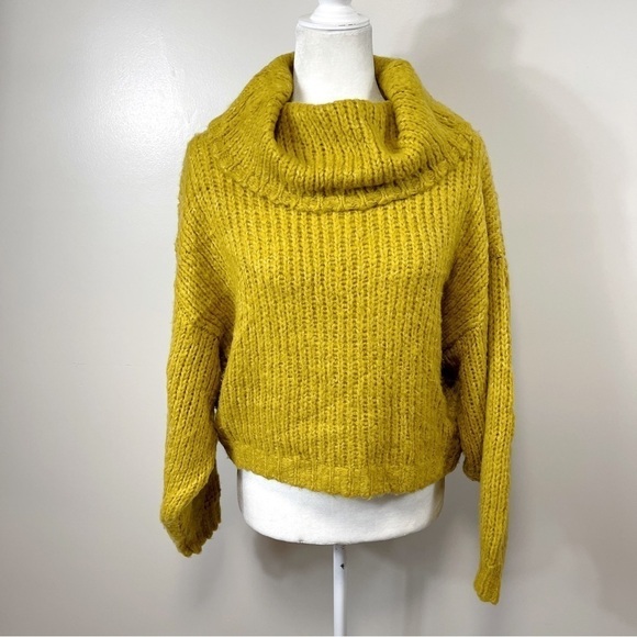 Pilcro ANTHRO Mustard Cowl Neck Long Sleeve Alpaca Wool Blend Yarn Sweater SMALL - Picture 2 of 10